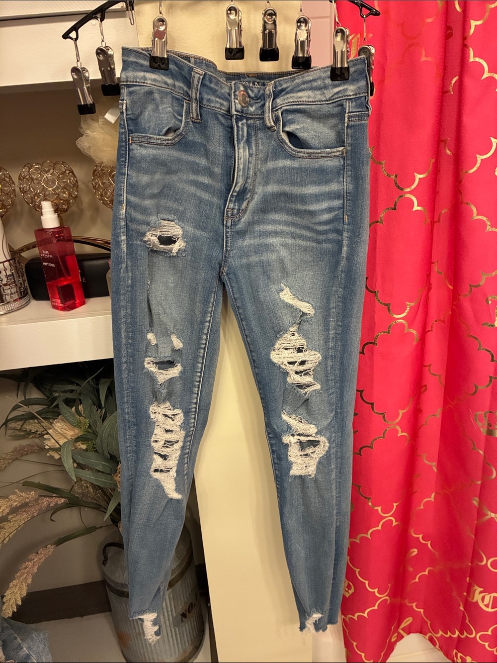 American Eagle Outfitters Distressed Light Blue Skinny Jeans